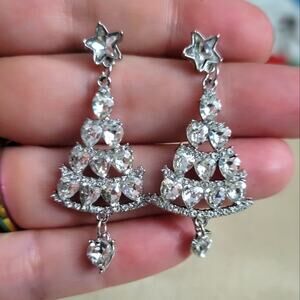 Beautiful crystal christmas tree earrings
